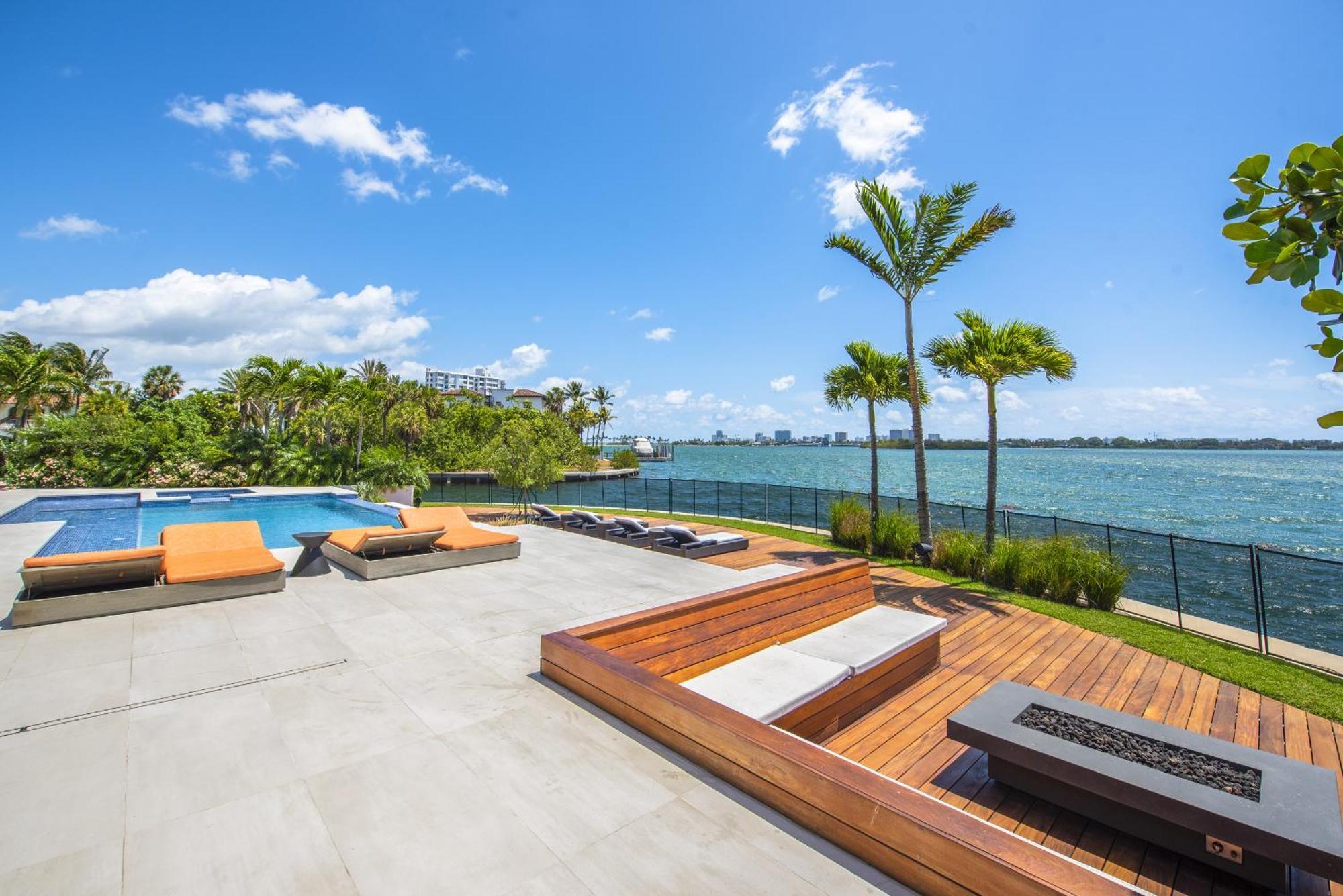 Indulge In Luxury Your Tranquil Resort Mansion Awaits In Vibrant Miami North Miami Extérieur photo